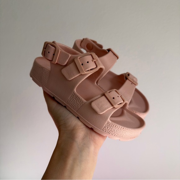 Zara Other - Zara Kids Triple Buckle Powder Pink Sandals Rubber Size 28, 11C Toddler Girls